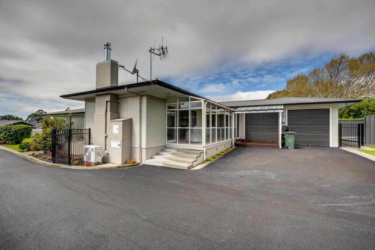 Belmont Pool Paradise - Havelock North Home Экстерьер фото